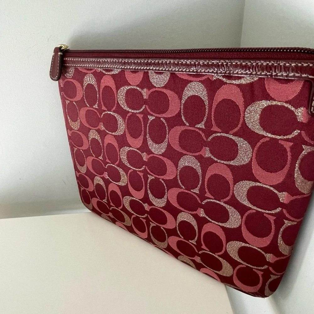 Coach iPad Case Sleeve Signature Logo tablet iPad sleeve case